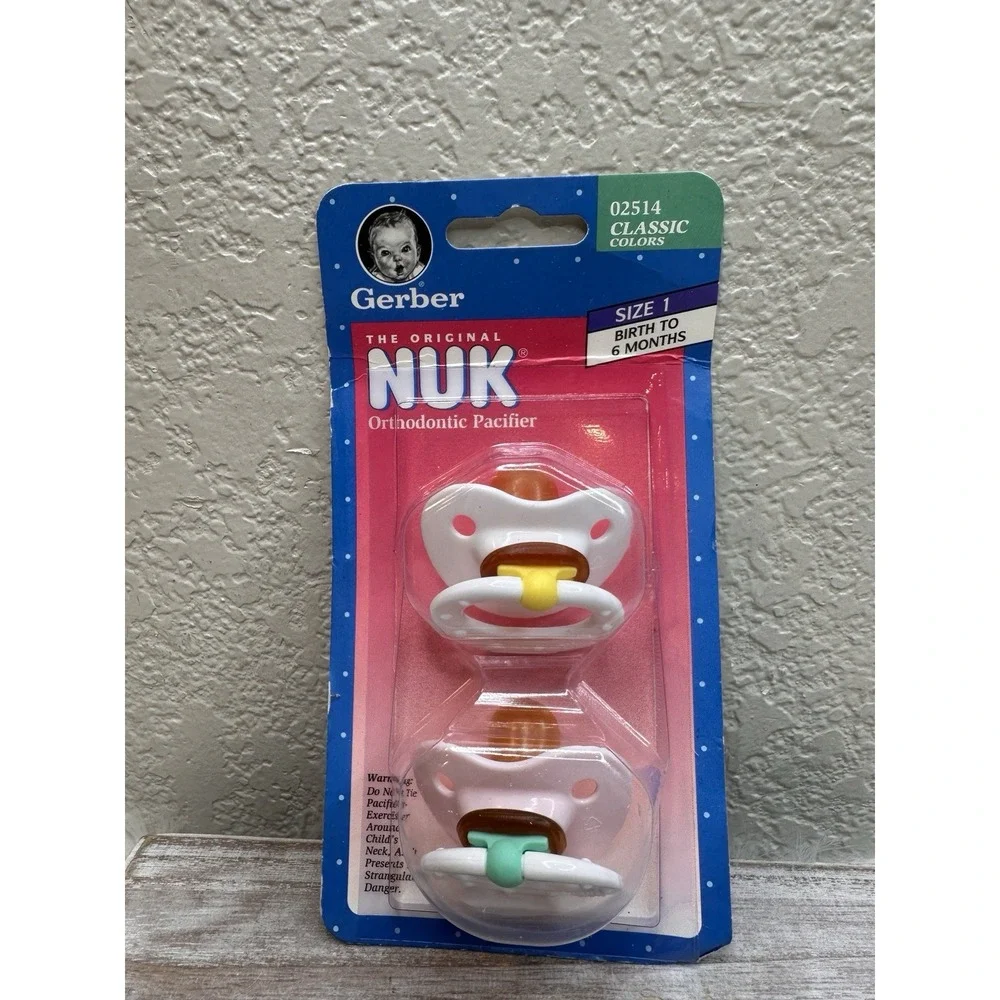 $30 🌙 VTG Gerber NUK Orthodontic Pacifier Sz 1 0-6 Months 1997 Pink White NEW